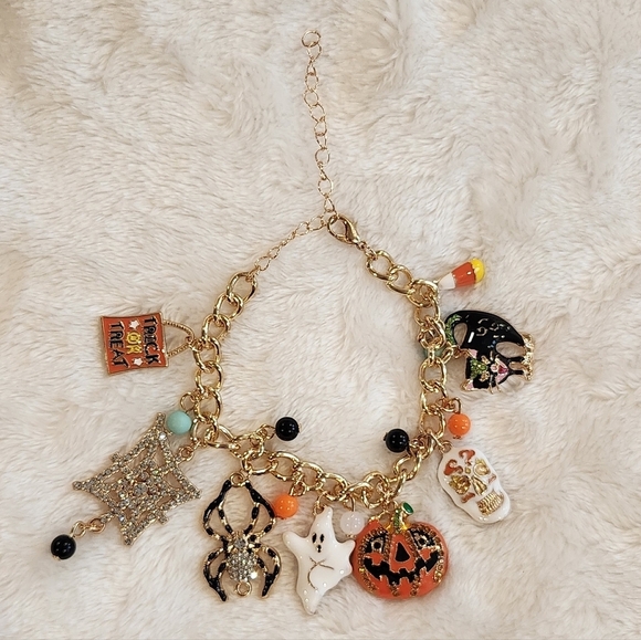 Jewelry - Halloween Charm Bracelet - Gold Plated
